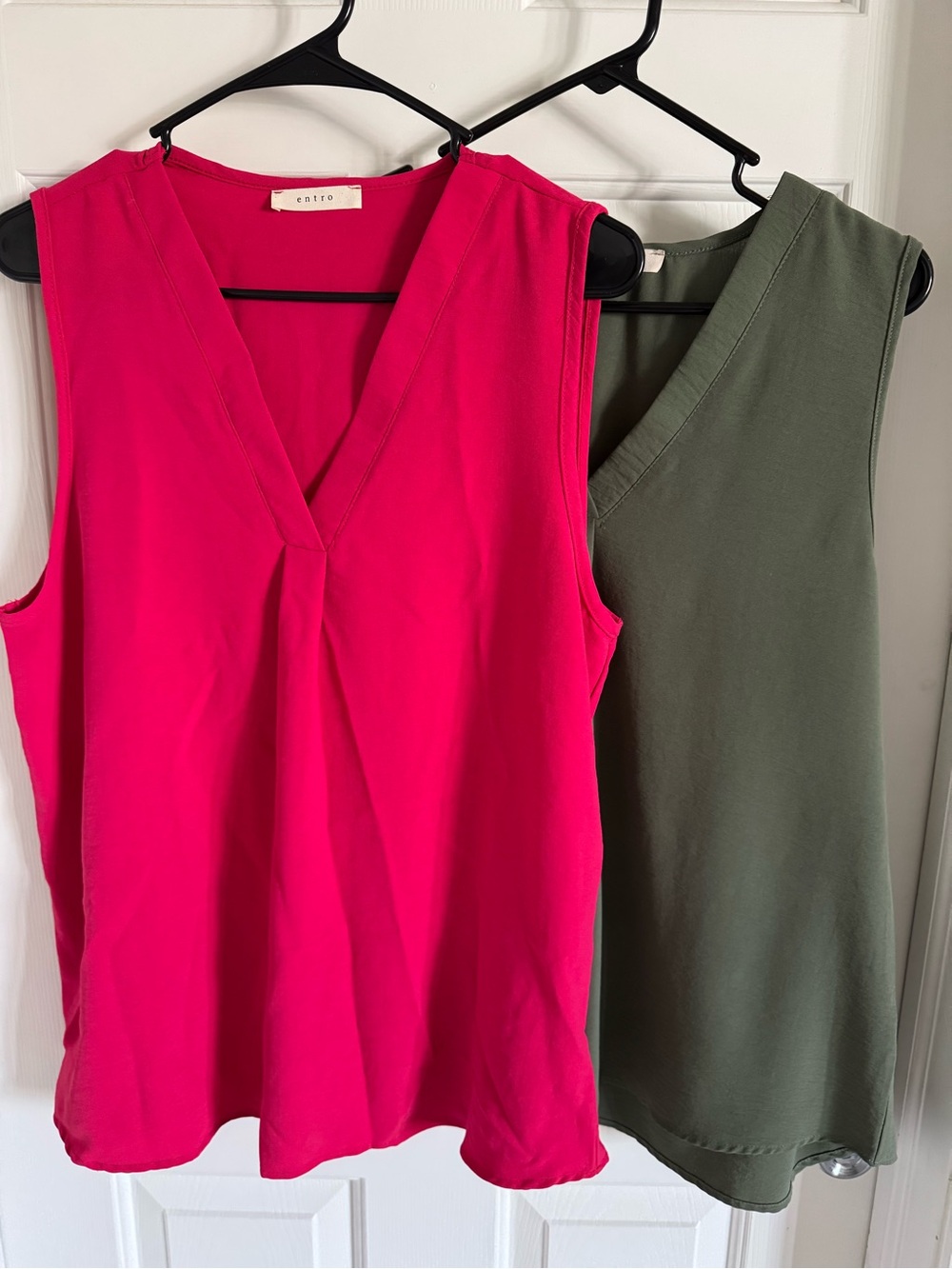 Entro Sleeveless V-Neck Tank Bundle